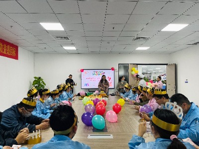 生日聚会.jpg